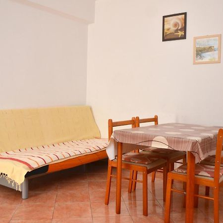 Apartments By The Sea Gradac, Makarska - 13681 Bagian luar foto