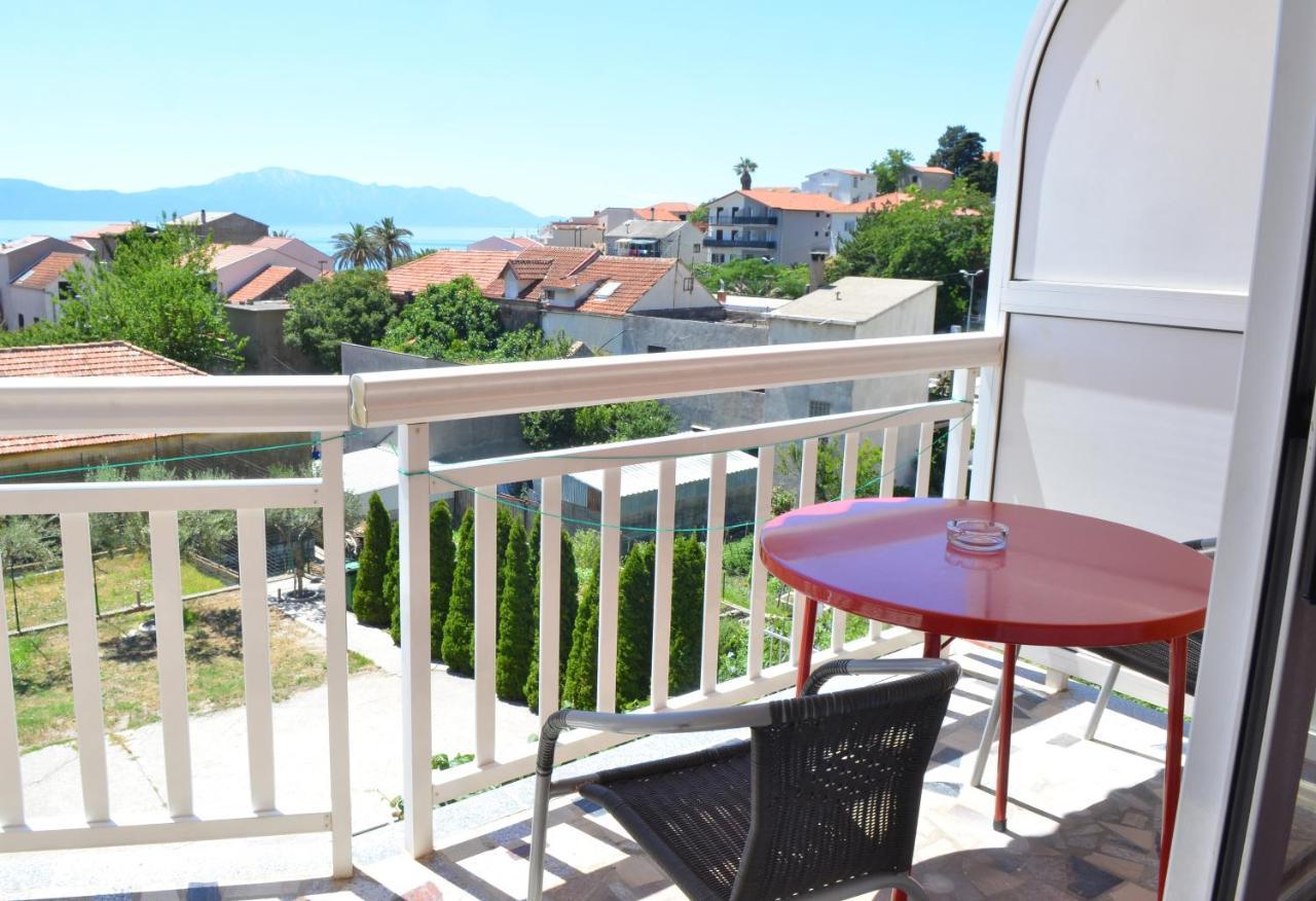 Apartments By The Sea Gradac, Makarska - 13681 Bagian luar foto