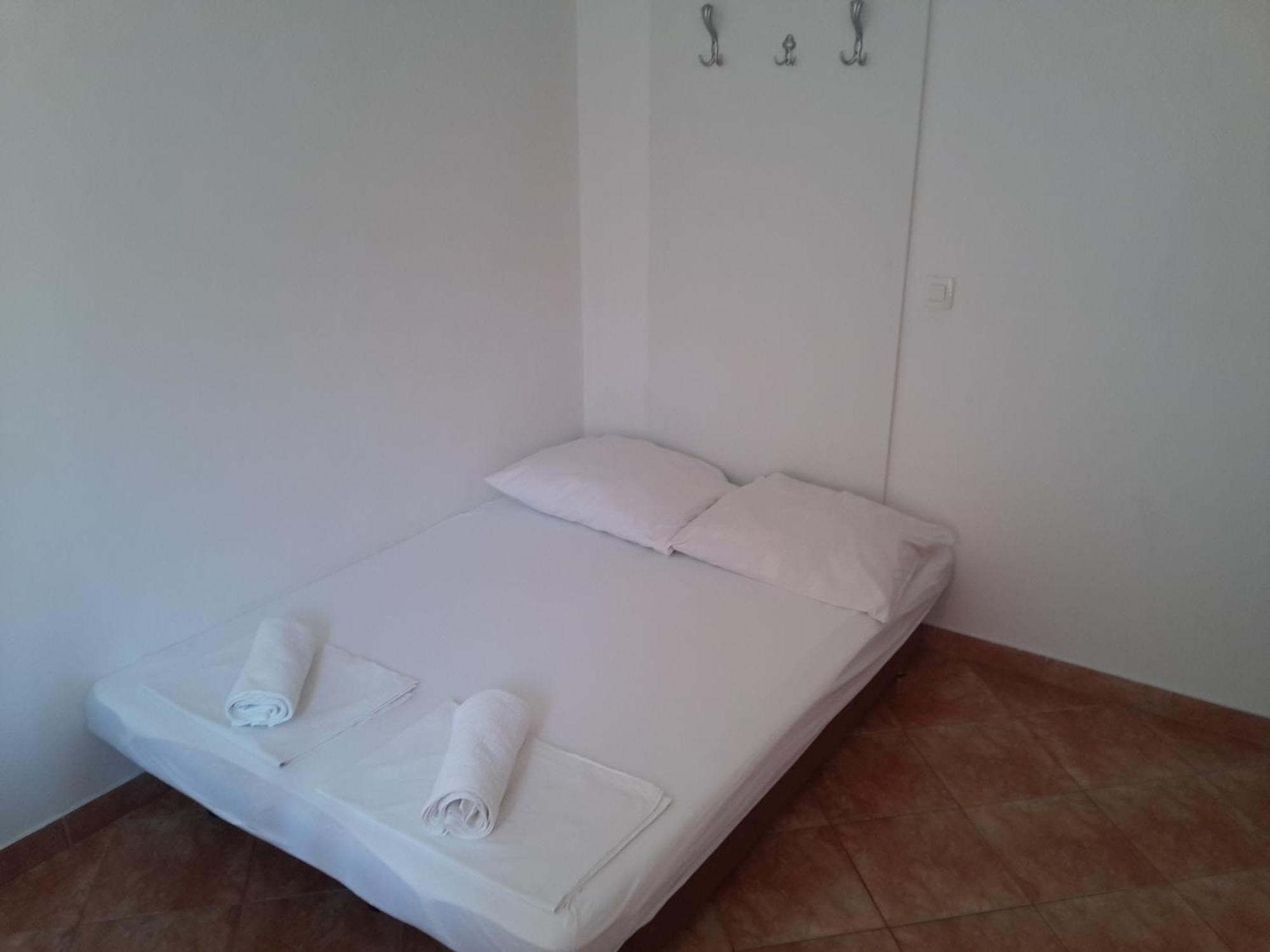 Apartments By The Sea Gradac, Makarska - 13681 Ruang foto